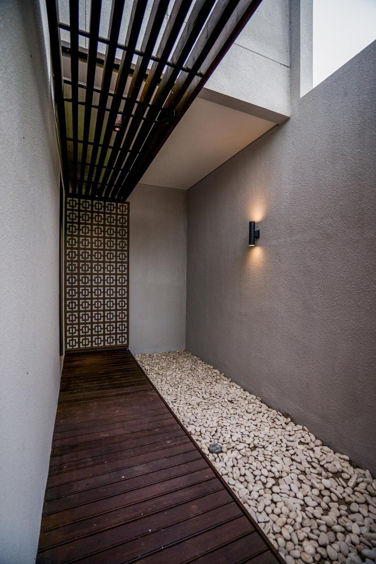 Sadana I22 Ciputra Beach Resort Near Tanah Lot Selemadeg Εξωτερικό φωτογραφία